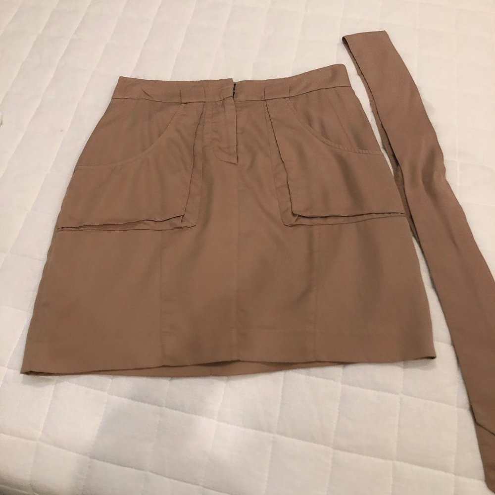 Khaki color high waist Bebe skirt